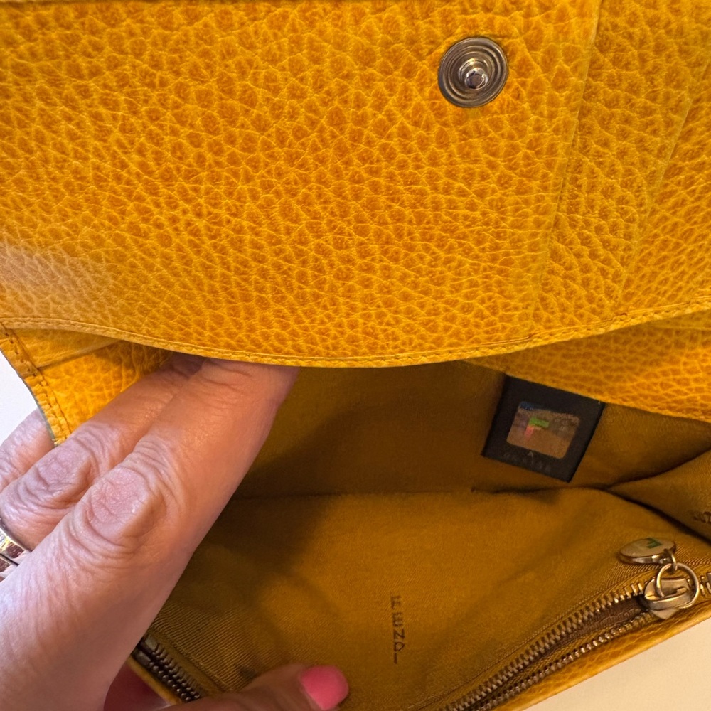 Fendi Mustard Leather Accessory - Picture 7 of 9